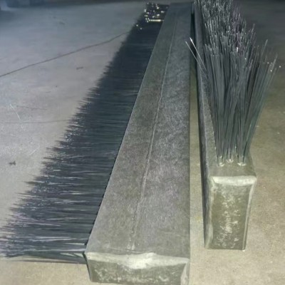 定做建材机械用刷 砖机条刷 修路机条刷 红色丝加钢片 质量可靠